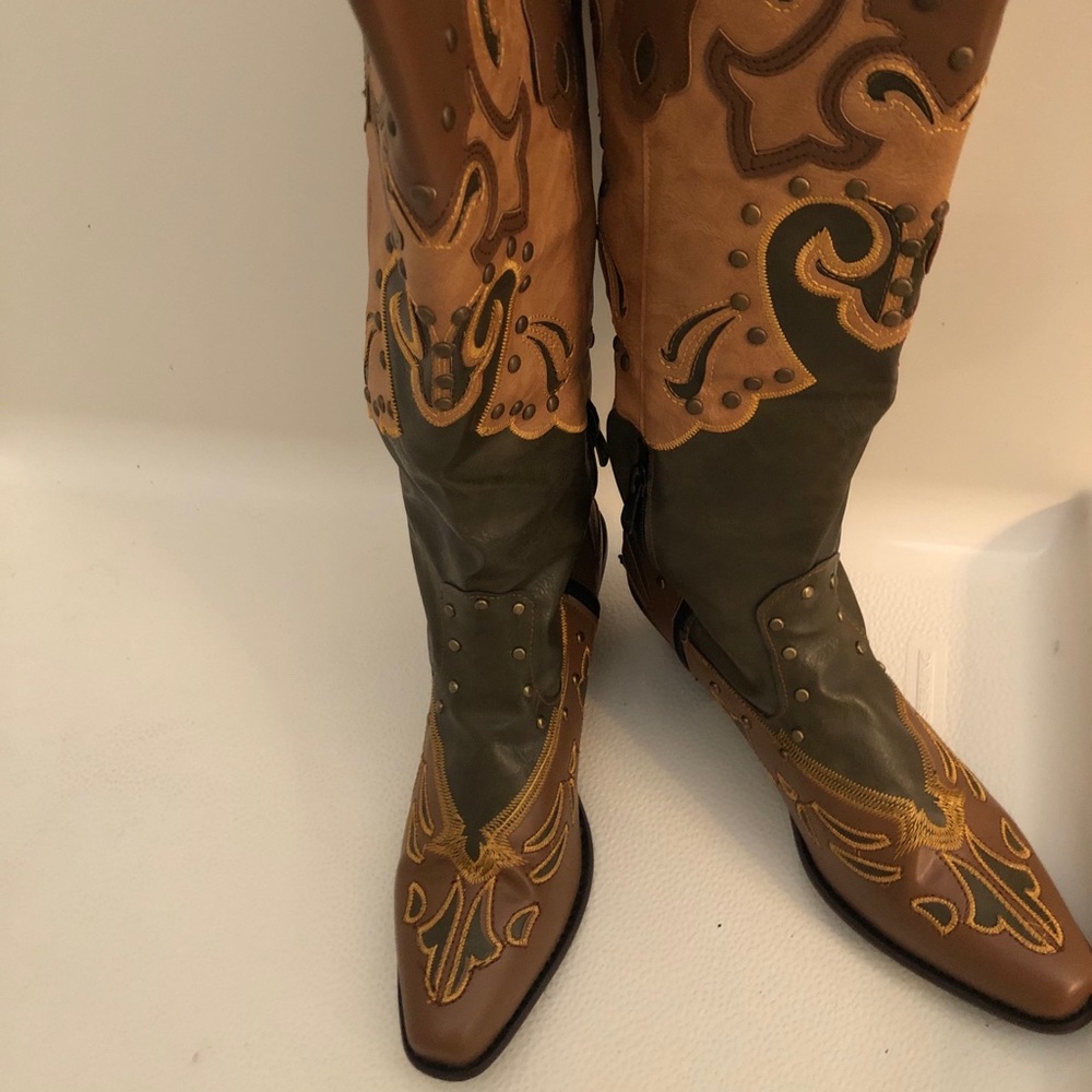 COPY - A pair of vegan cowgirl boots